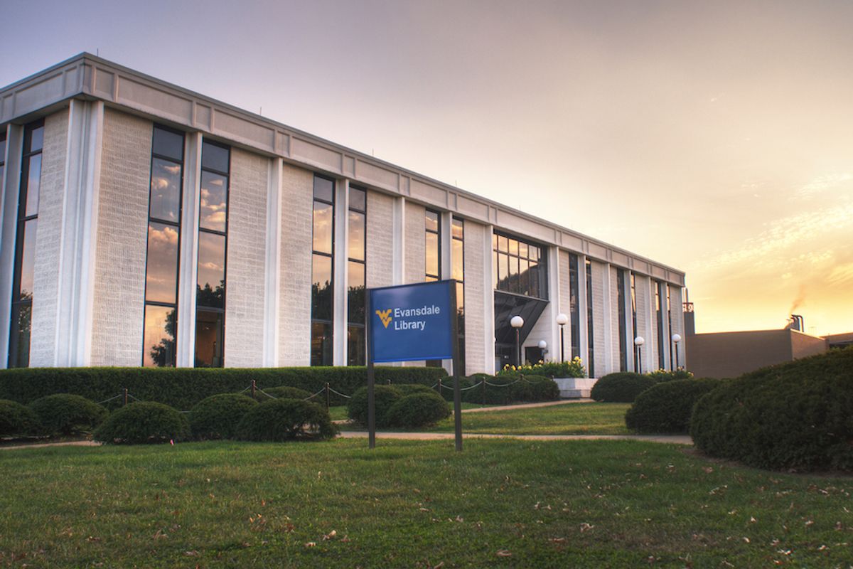 evansdale library exterior